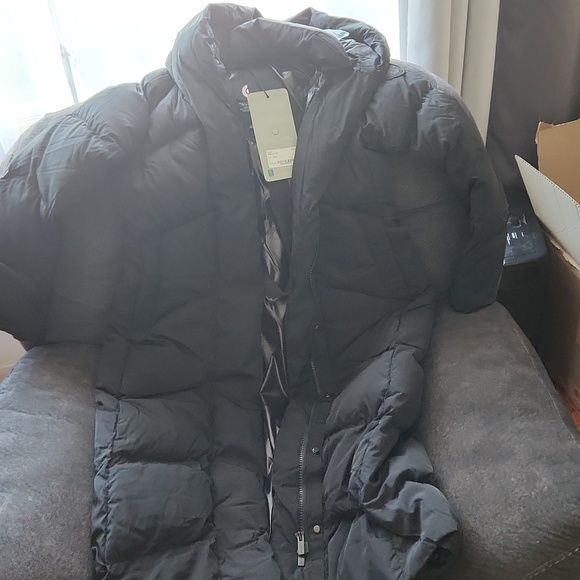 Marlow Parka - Picture 1 of 9